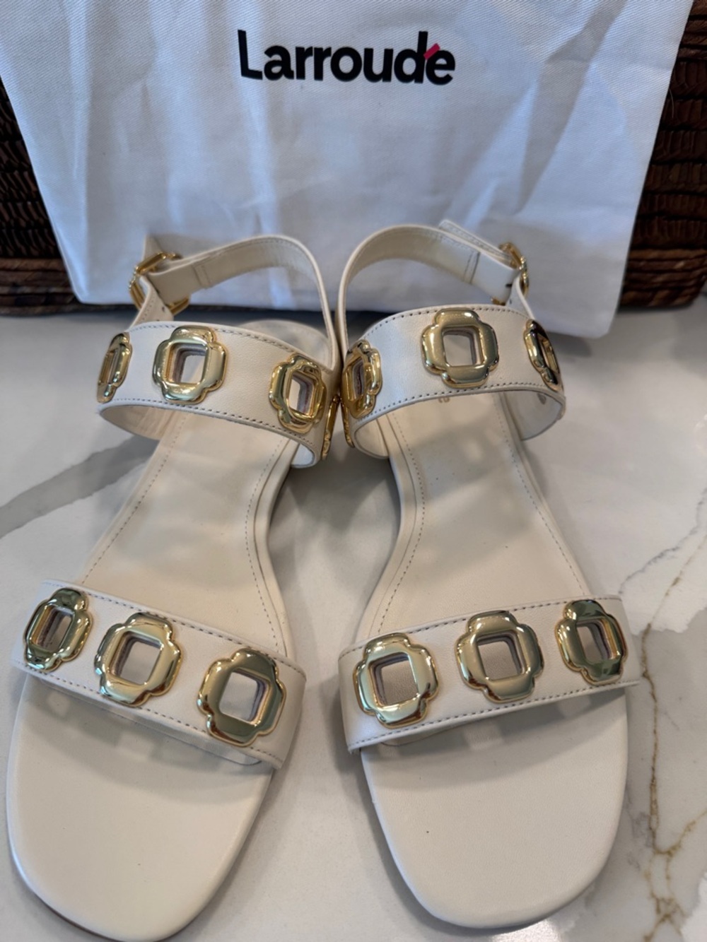 Larroude Cream Leather Sandals with Gold Accents Size 9 NEW